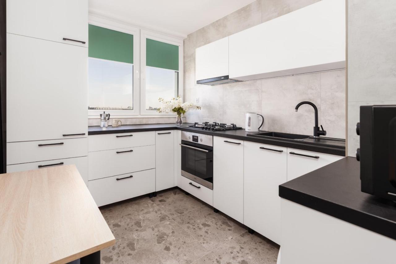 Stylish Apartment Near Wroclavia For 4 Guests By Noclegi Renters Wroclaw Exterior photo