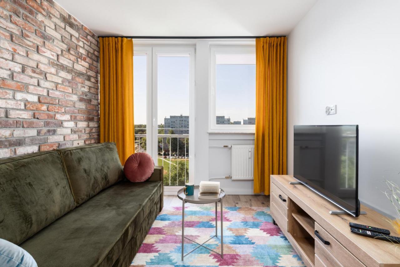 Stylish Apartment Near Wroclavia For 4 Guests By Noclegi Renters Wroclaw Exterior photo