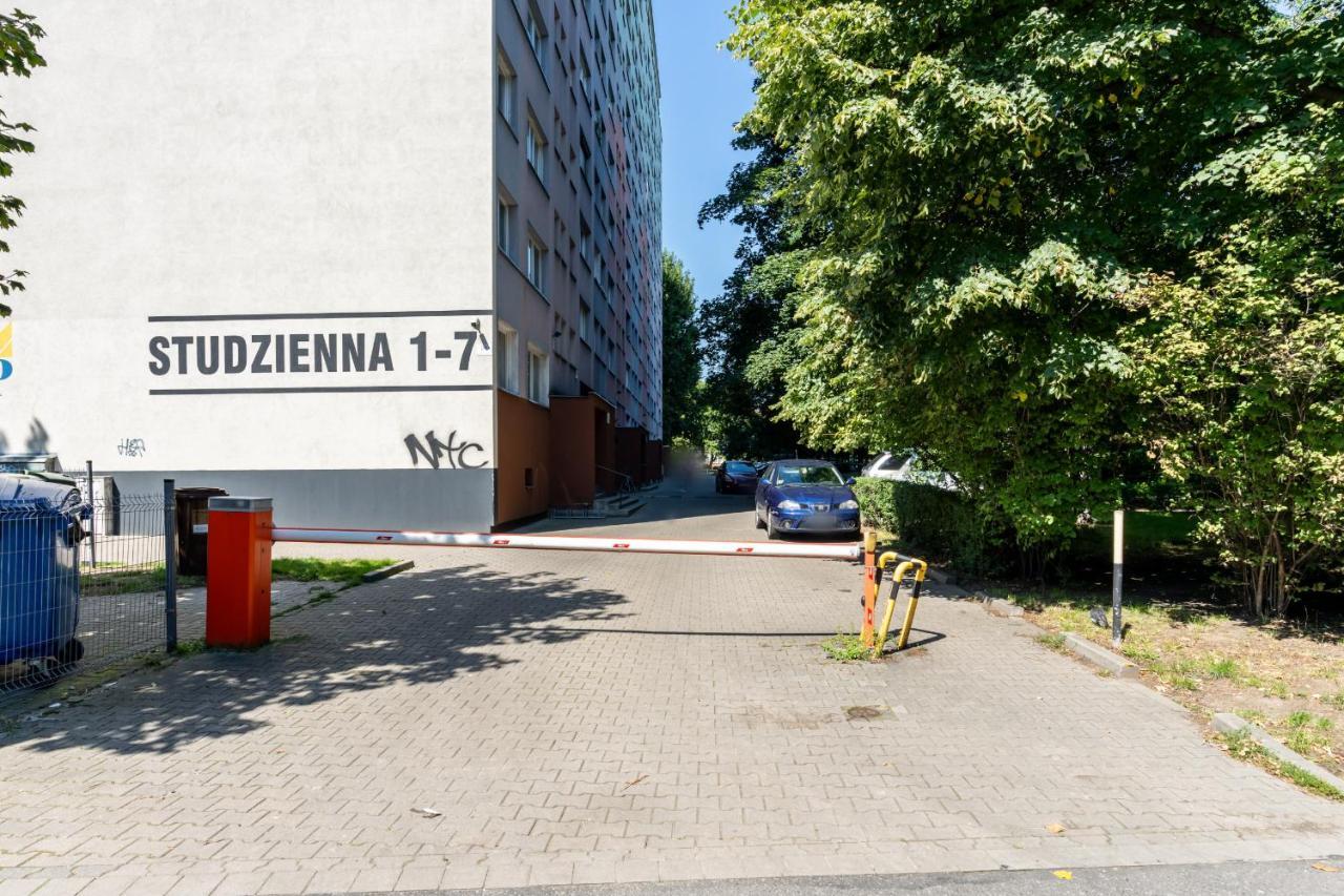 Stylish Apartment Near Wroclavia For 4 Guests By Noclegi Renters Wroclaw Exterior photo